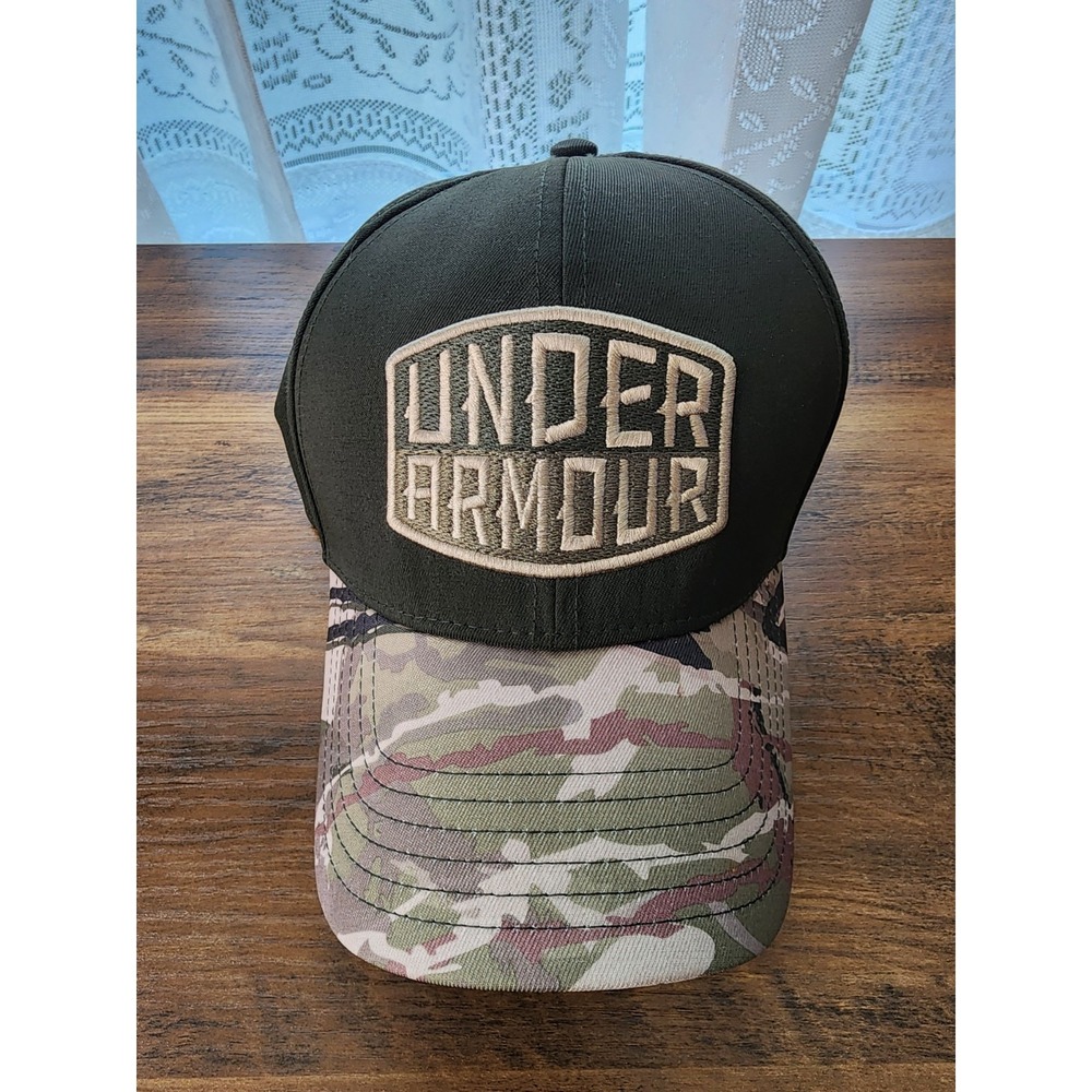 Under Armour Camo Hat Stretch Outdoors Summer Embroidered Logo Dadcore Size L/XL